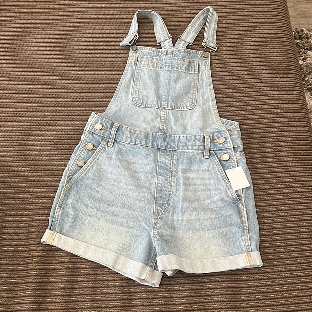 Brand New Urban Outfitters denim Overalls Size 27